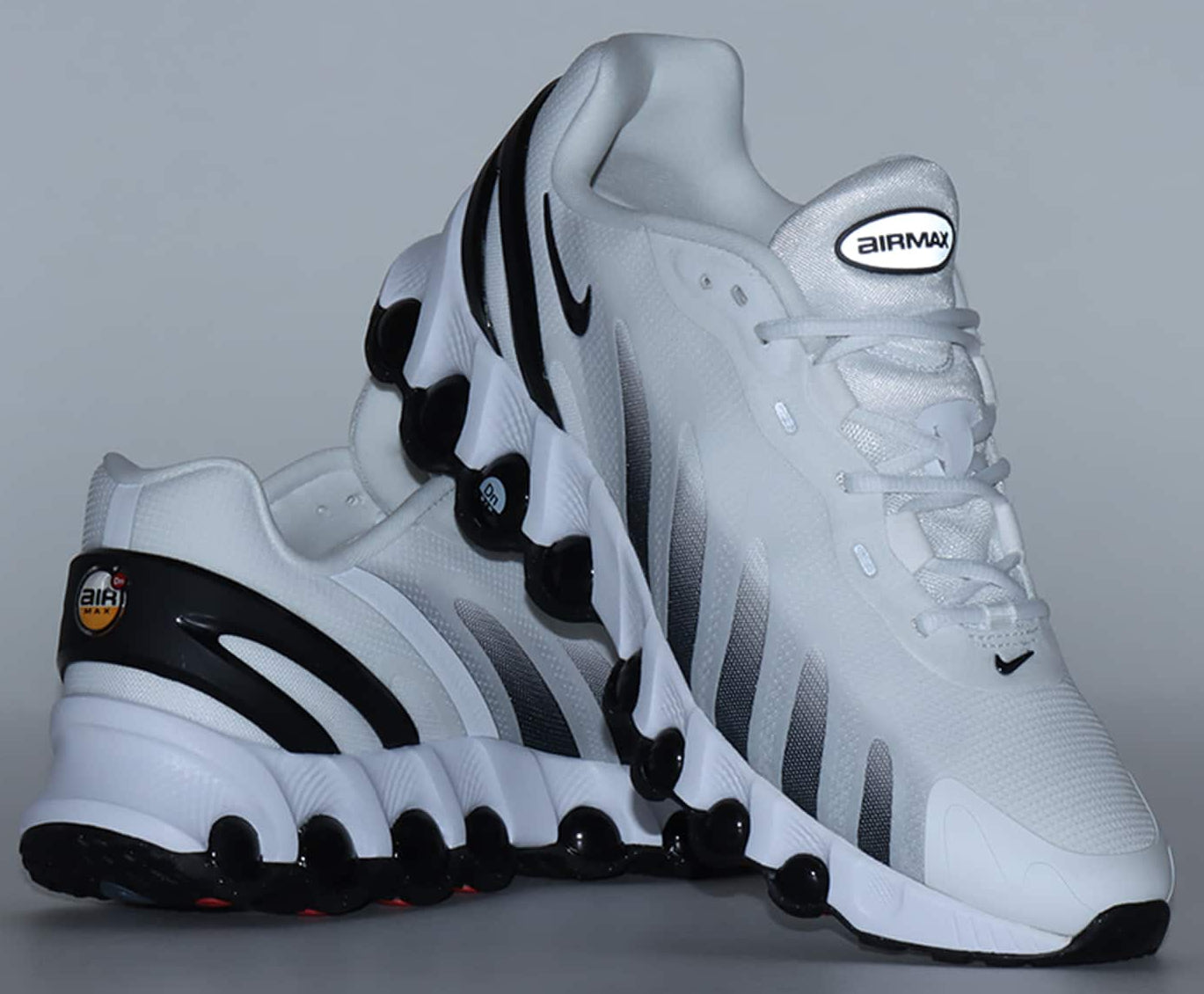 Nike Air Max Dn8 White Black