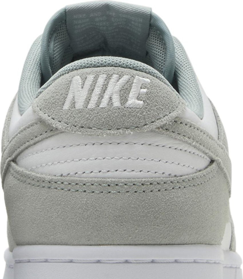 Nike Dunk Low SE White Light Pumice