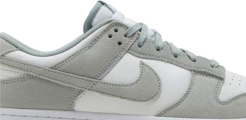 Nike Dunk Low SE White Light Pumice