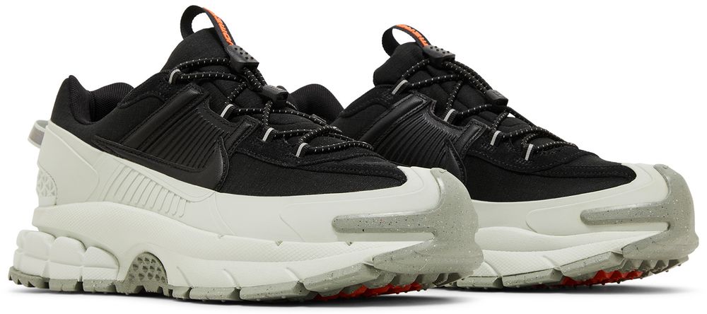 Nike Zoom Vomero 5 Roam Black Light Silver