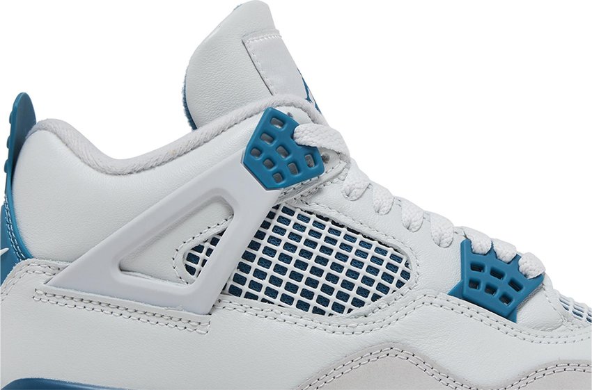 Jordan 4 Retro Military Blue (2024)