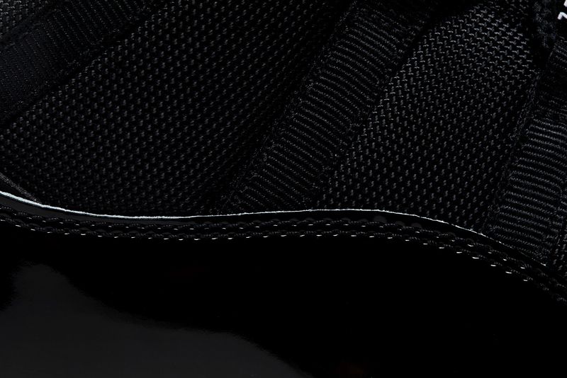 Jordan 11 Retro Low Bred (2025)