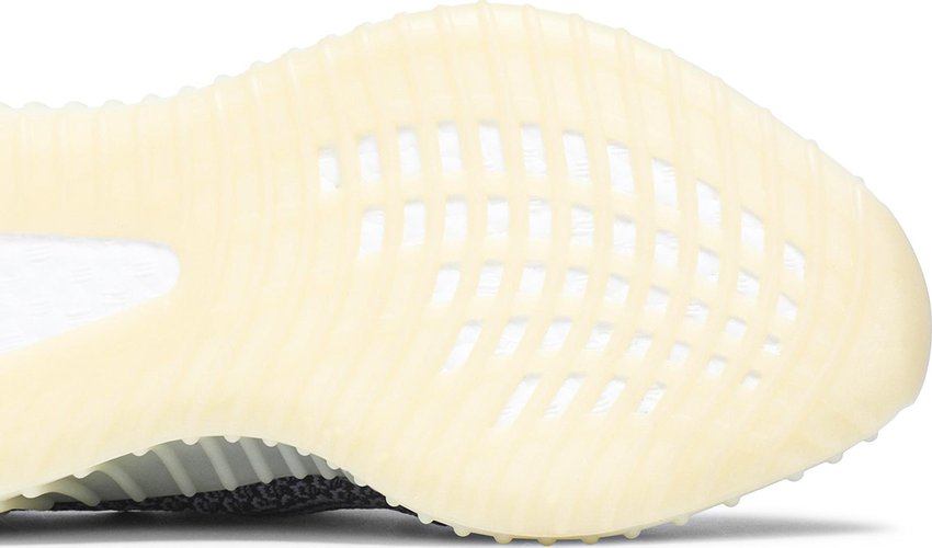 adidas Yeezy Boost 350 V2 Carbon