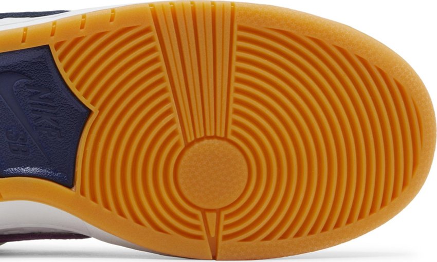 Nike SB Dunk Low Rayssa Leal