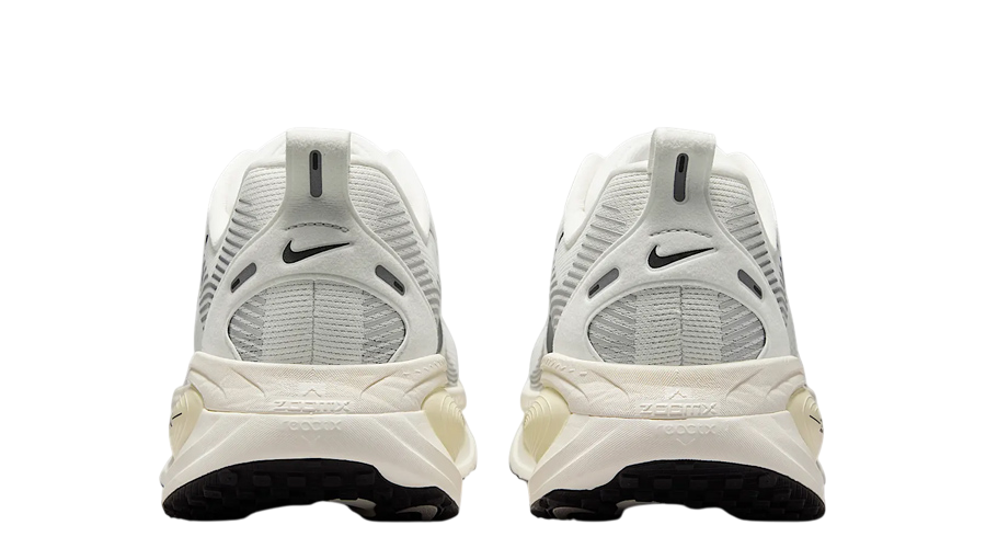 Nike Vomero 18 Summit White Coconut Milk