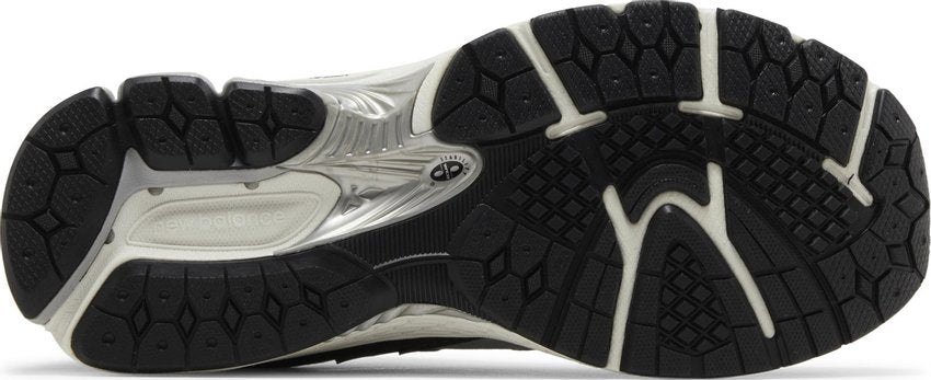 New Balance 2002R Slate Grey Black (GS)