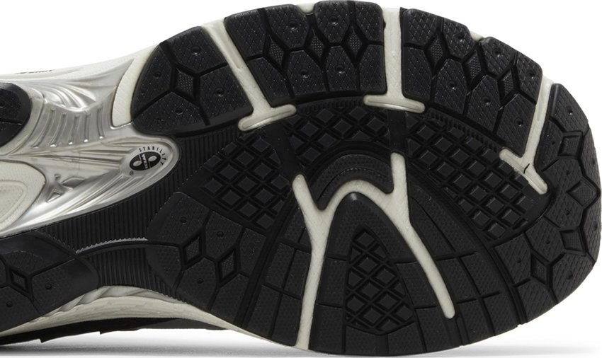 New Balance 2002R Slate Grey Black (GS)