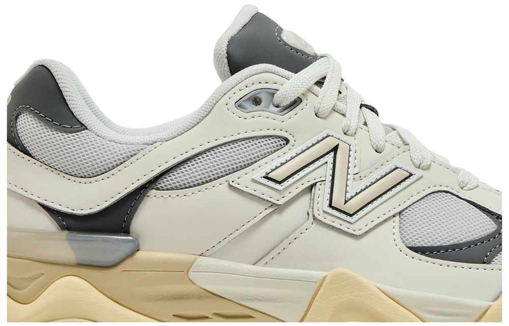 New Balance 9060 Sea Salt Castlerock (GS)