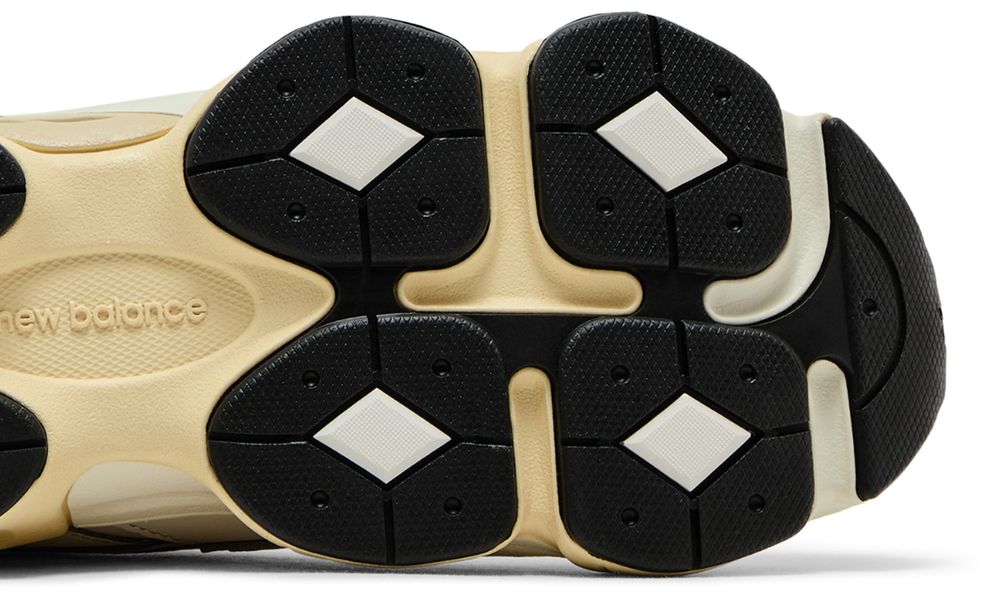 New Balance 9060 Sea Salt Castlerock (GS)