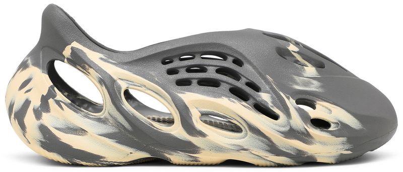 adidas Yeezy Foam RNNR MXT Moon Gray