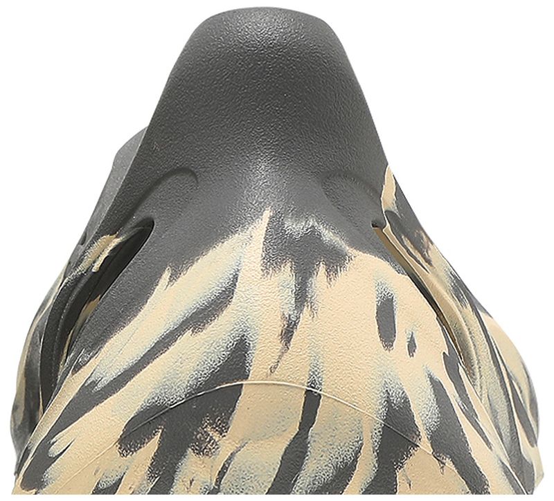 adidas Yeezy Foam RNNR MXT Moon Gray