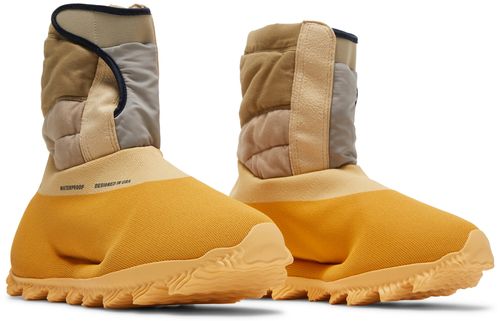 adidas Yeezy Knit RNR Boot Sulfur