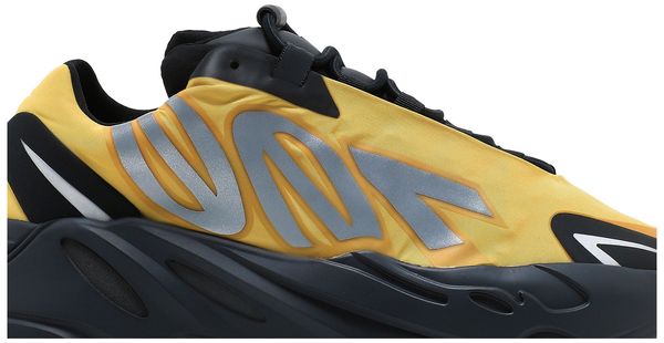 Adidas Yeezy Boost 700 MNVN Honey