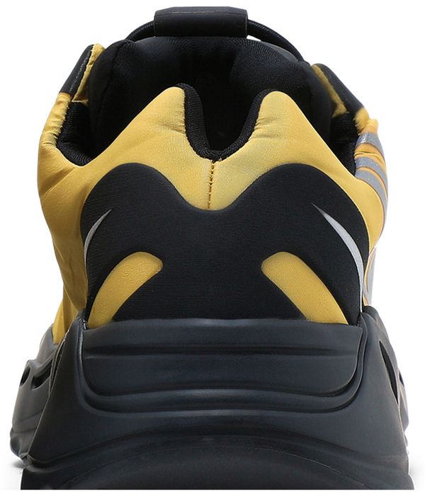 Adidas Yeezy Boost 700 MNVN Honey