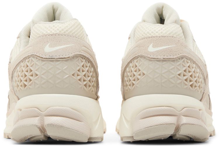 Nike Zoom Vomero 5 Light Orewood Brown