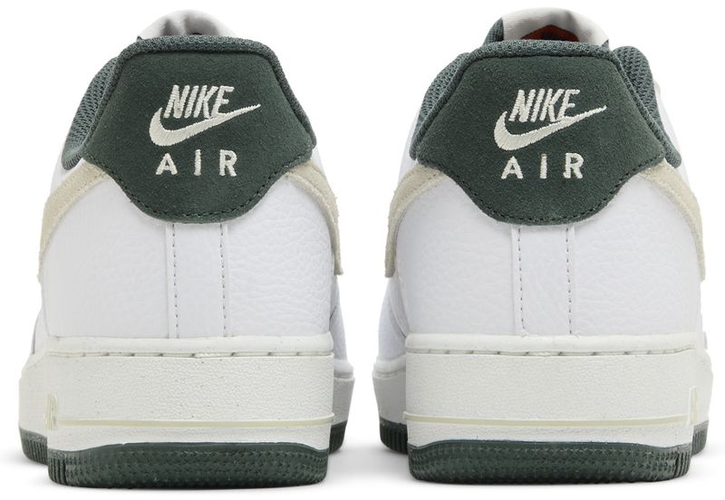 Nike Air Force 1 Low '07 LV8 Vintage Green