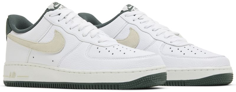 Nike Air Force 1 Low '07 LV8 Vintage Green