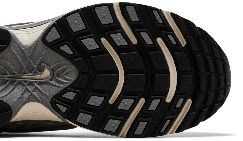 Nike V5 RNR Cement Grey Grey Fog Light Orewood Brown