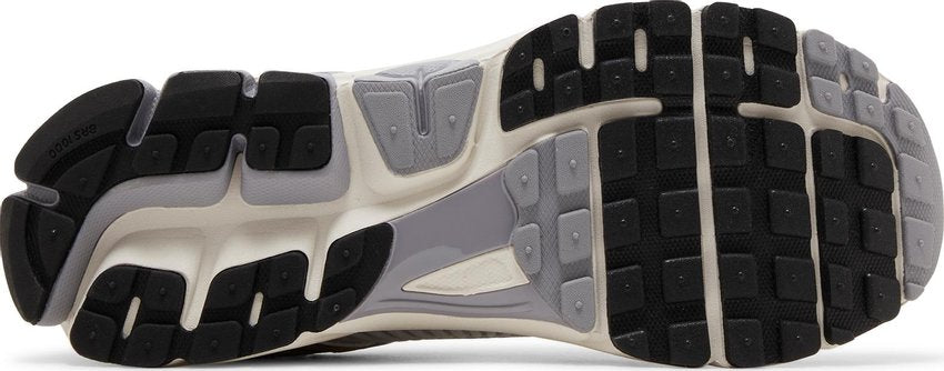 Nike Zoom Vomero 5 Platinum Tint Metallic Gold