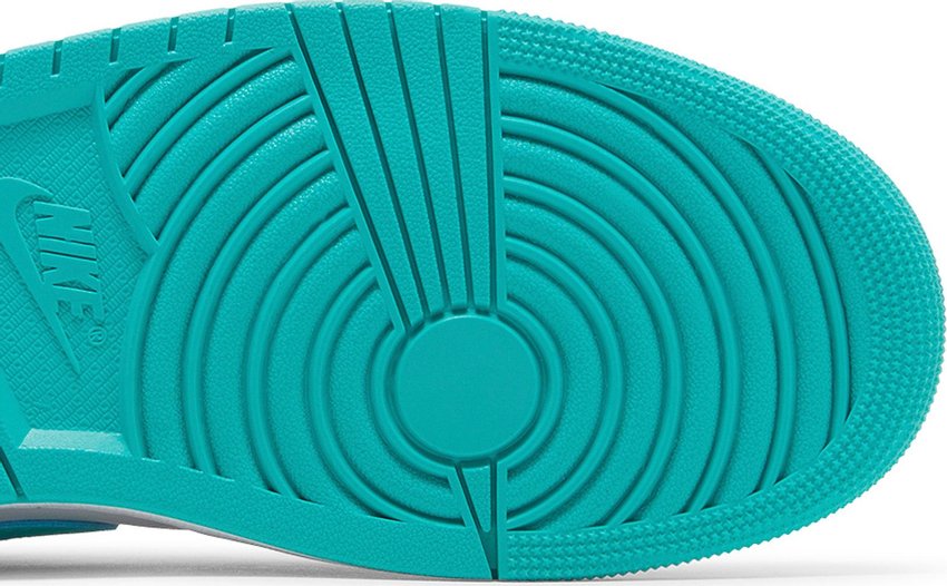 Jordan 1 Low SE Psychic Purple