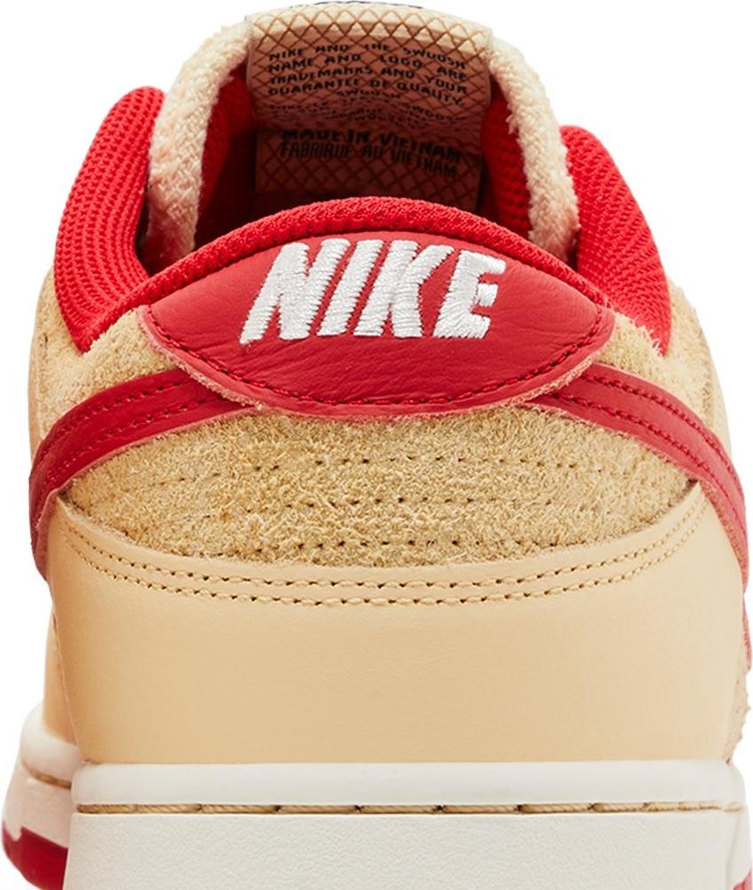 Nike Dunk Low Retro SE Strawberry Waffle