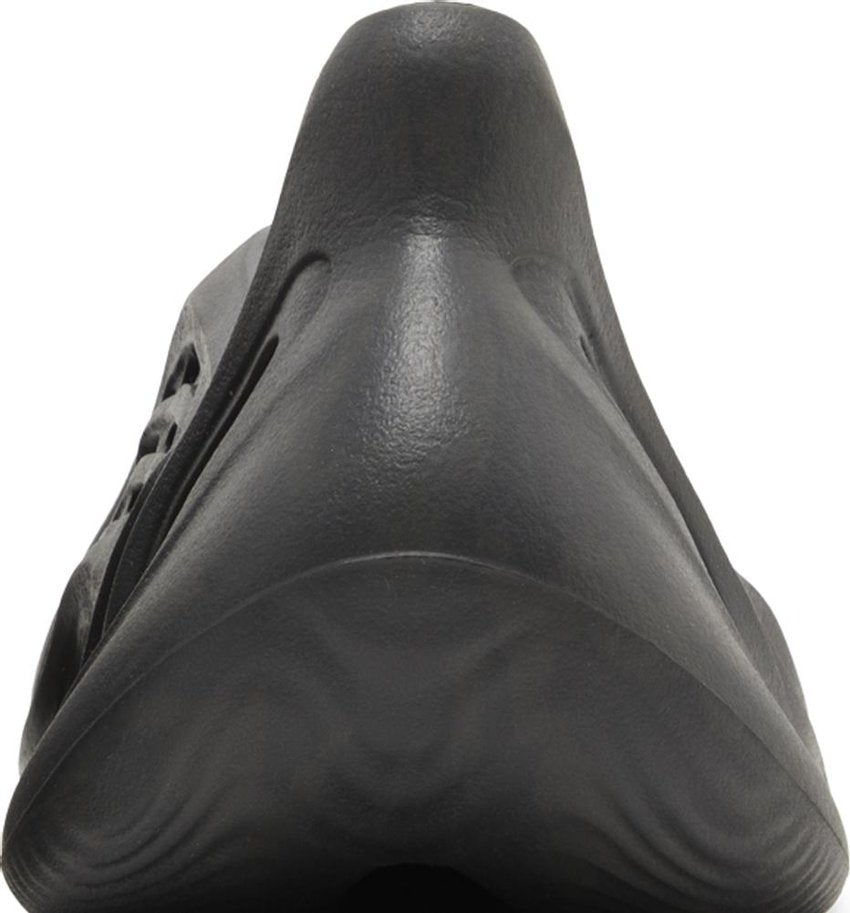 adidas Yeezy Foam RNNR Onyx
