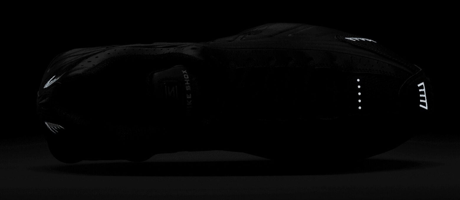 Nike Shox R4 Black Bright Crimson