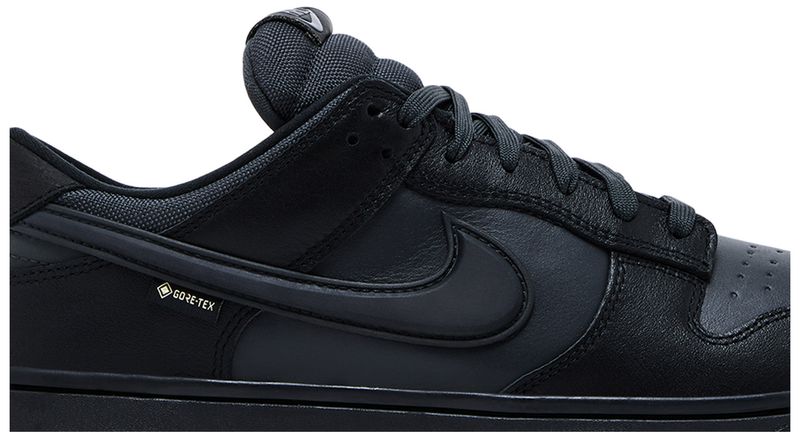 Nike Dunk Low Gore-Tex Triple Black