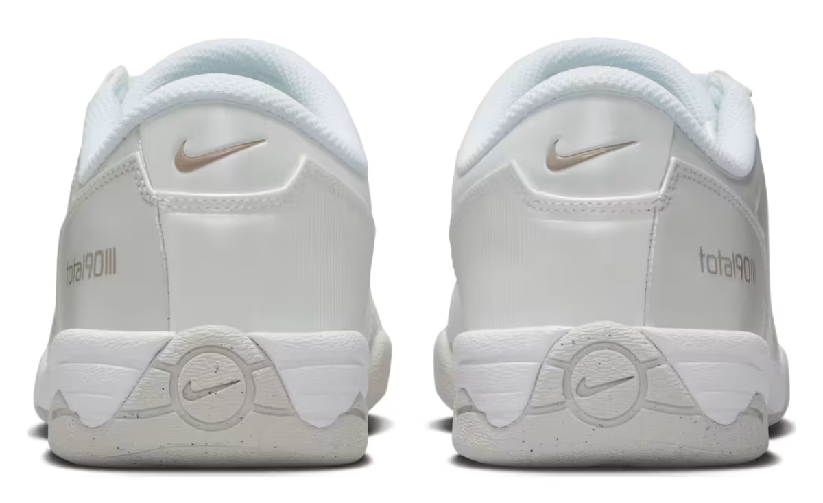 Nike Total 90 3 Photon Dust