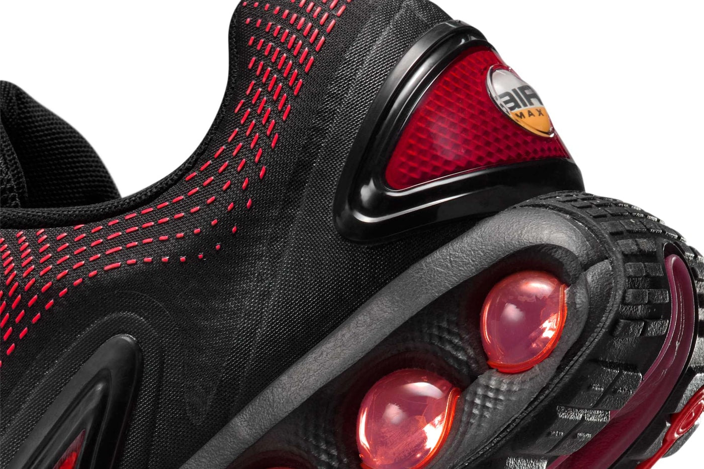 Nike Air Max Dn Bred