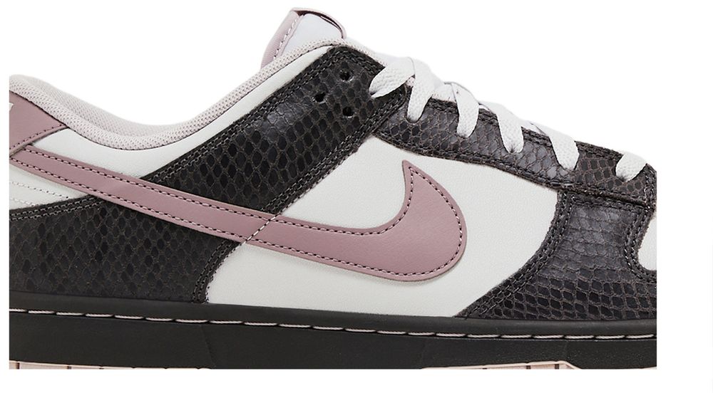 Nike Dunk Low SE Medium Ash Violet Snakeskin