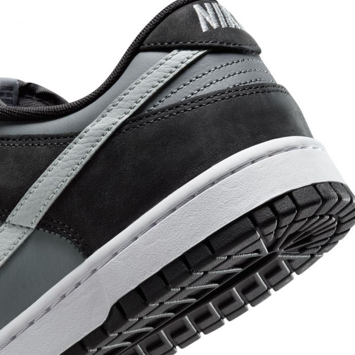 Nike Dunk Low Black Light Smoke Grey