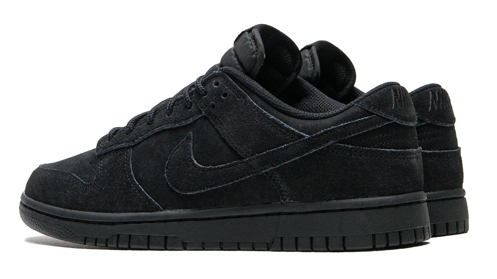 Nike Dunk Low SE Triple Black