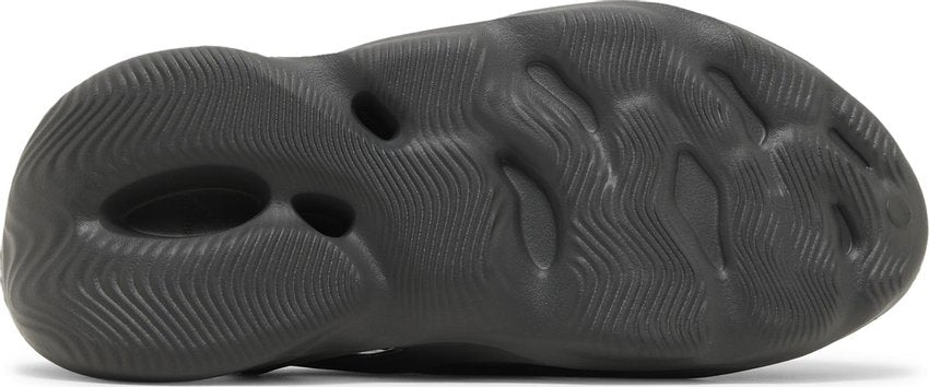 adidas Yeezy Foam RNR Carbon