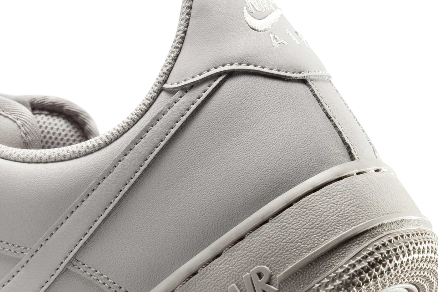 Nike Air Force 1 Low '07 College Grey