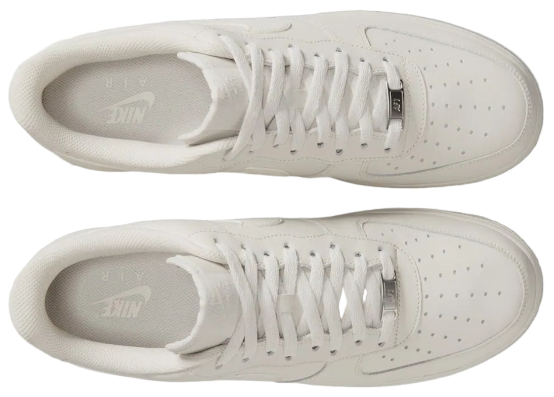 Nike Air Force 1 Low '07 Light Bone Metallic Silver
