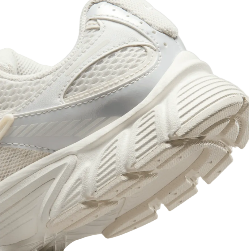 Nike V5 RNR Phantom Sail (Women's)