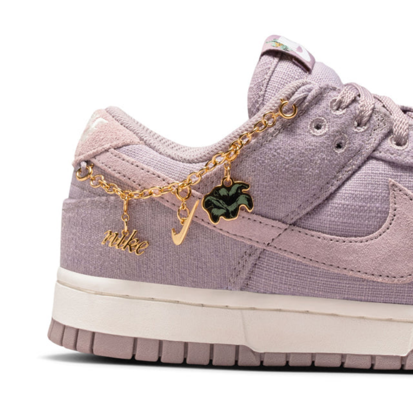 Nike Dunk Low Now Accepting All Flowers Black (Women's)