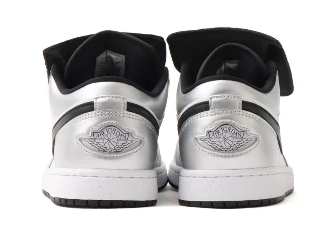 Jordan 1 Low SE Metallic Silver Tiempo