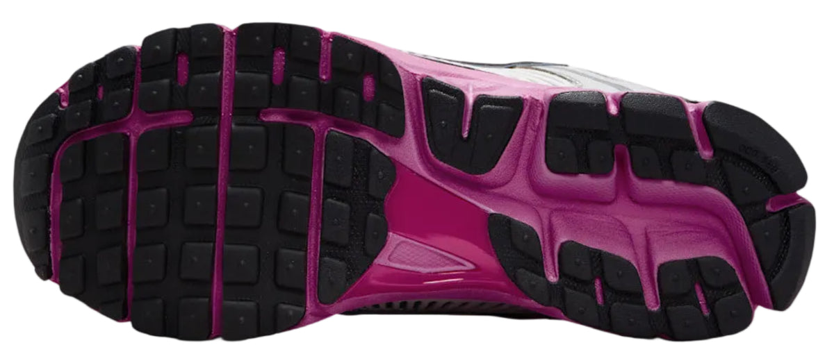 Nike Zoom Vomero 5 Off Noir Fire Pink Photon Dust Metallic Silver (Women's)