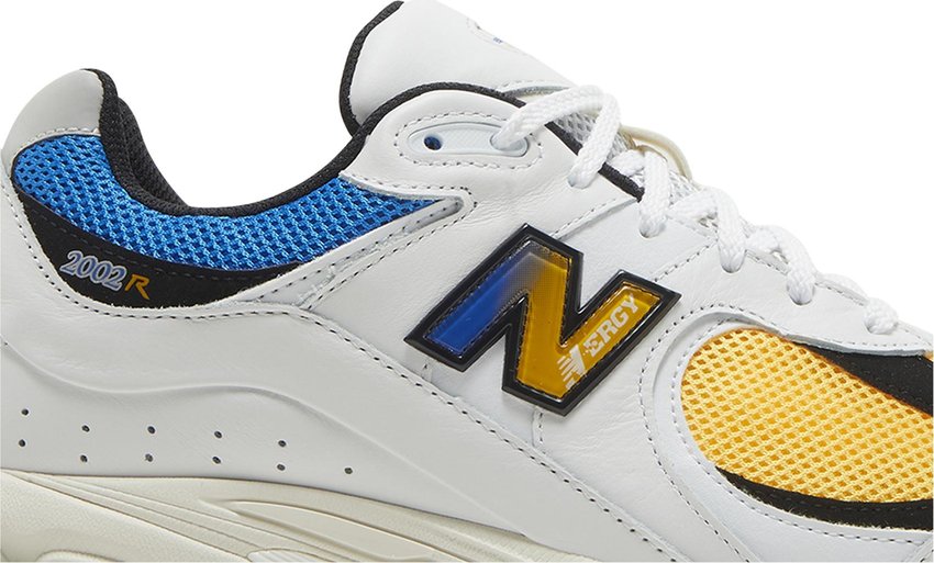 New Balance 2002R Vibrant Apricot