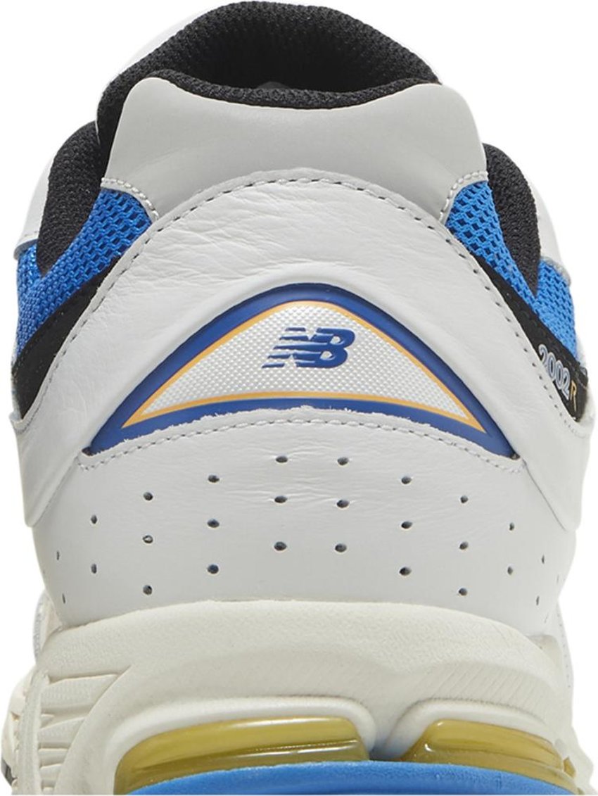 New Balance 2002R Vibrant Apricot