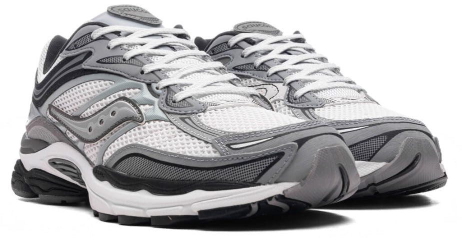Saucony ProGrid Omni 9 Fabricated Future Pack White Grey