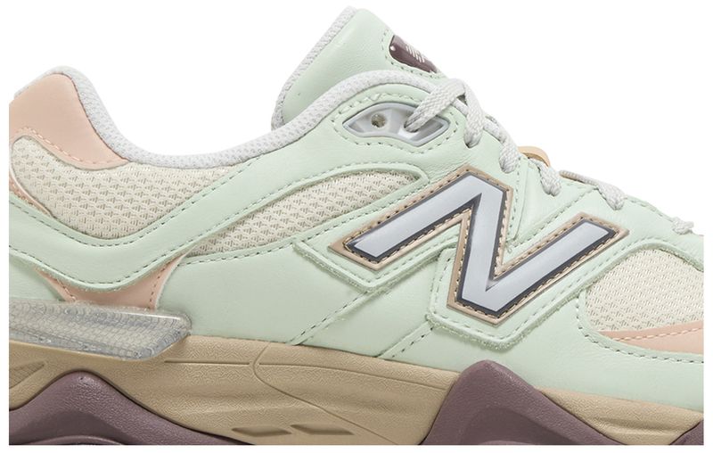 New Balance 9060 Clay Ash