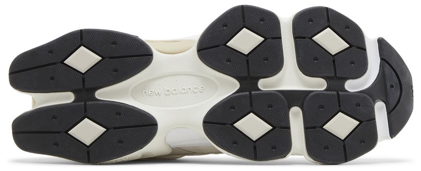 New Balance 9060 Sea Salt Moonbeam