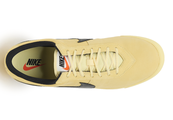 Nike Astro Grabber QS Soft Yellow Black