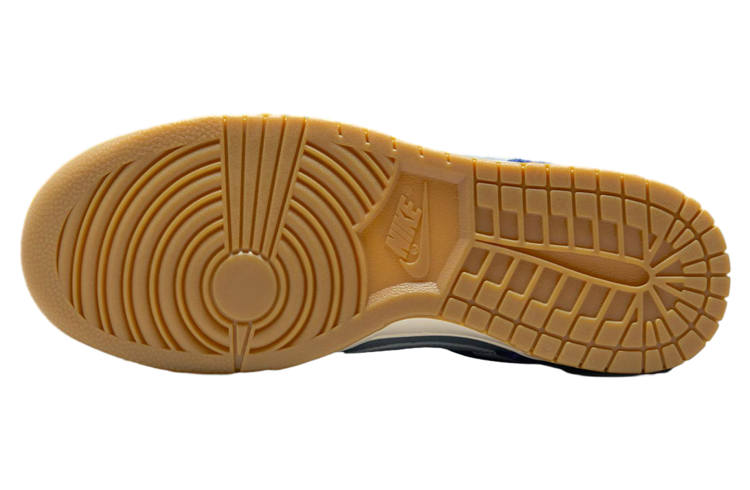 Nike Dunk Low Retro SE Deep Royal Blue Gum