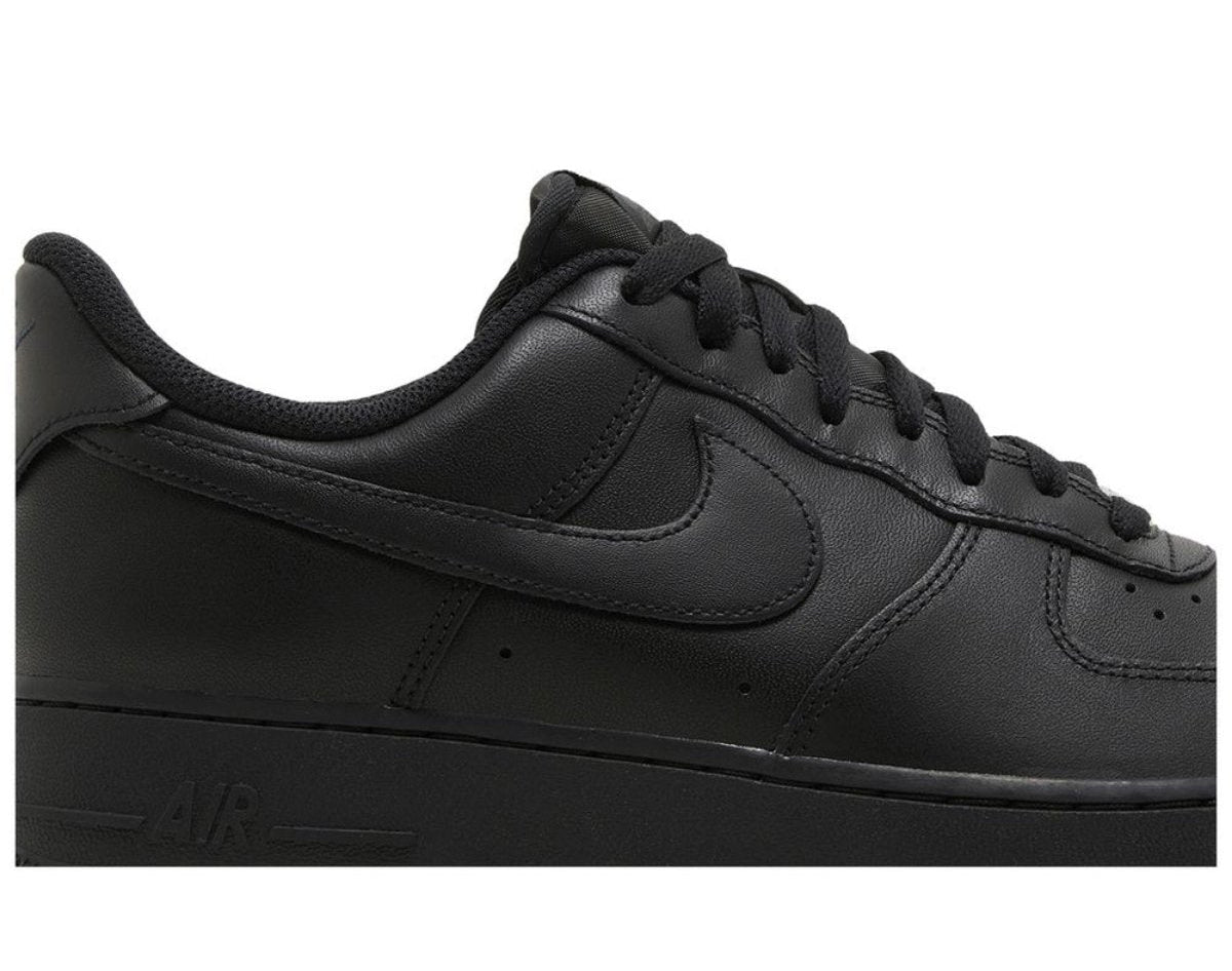 Nike Air Force 1 Low Flyease Triple Black