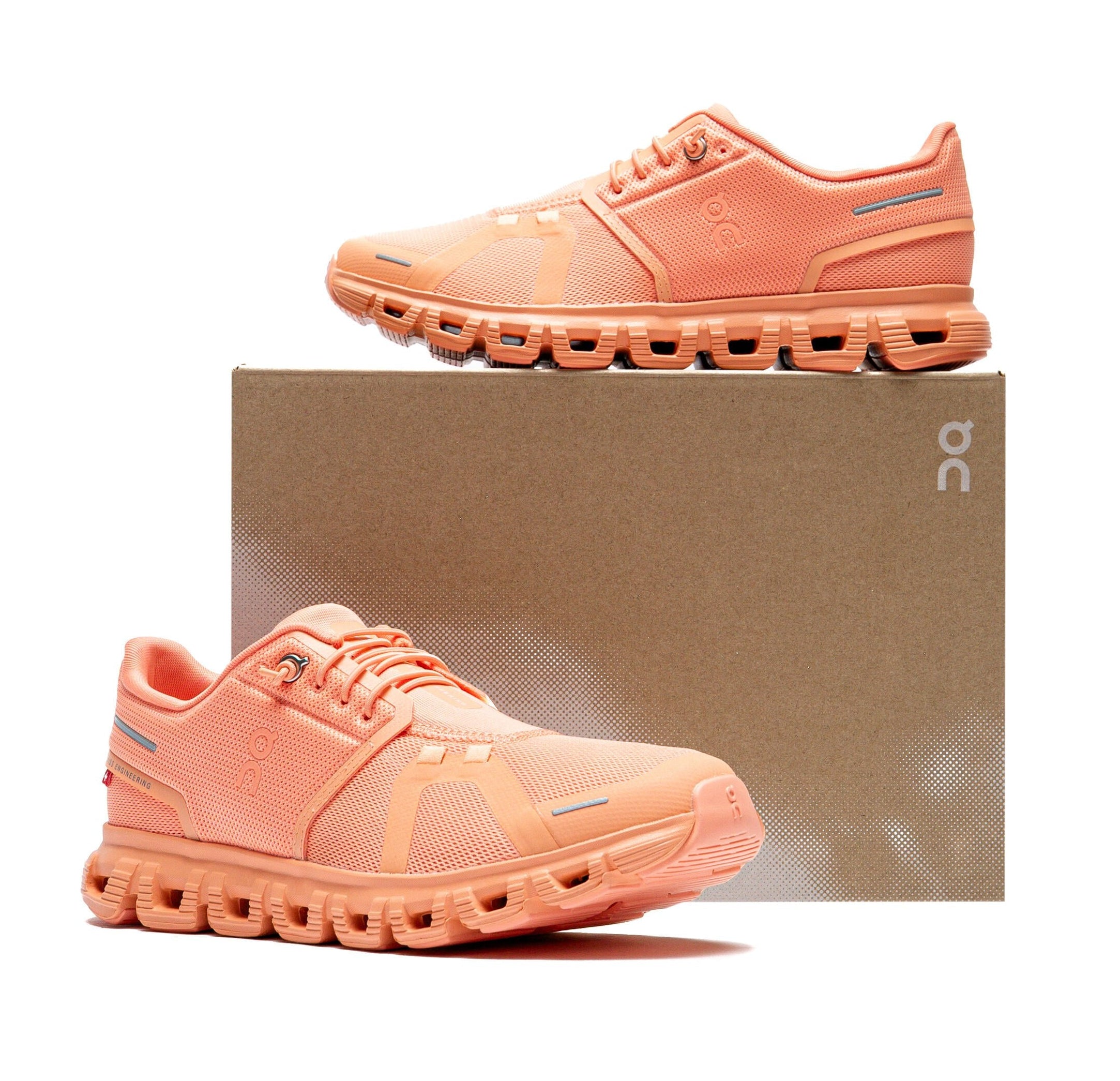 On Running Cloud 6 Sunstone (Women's)