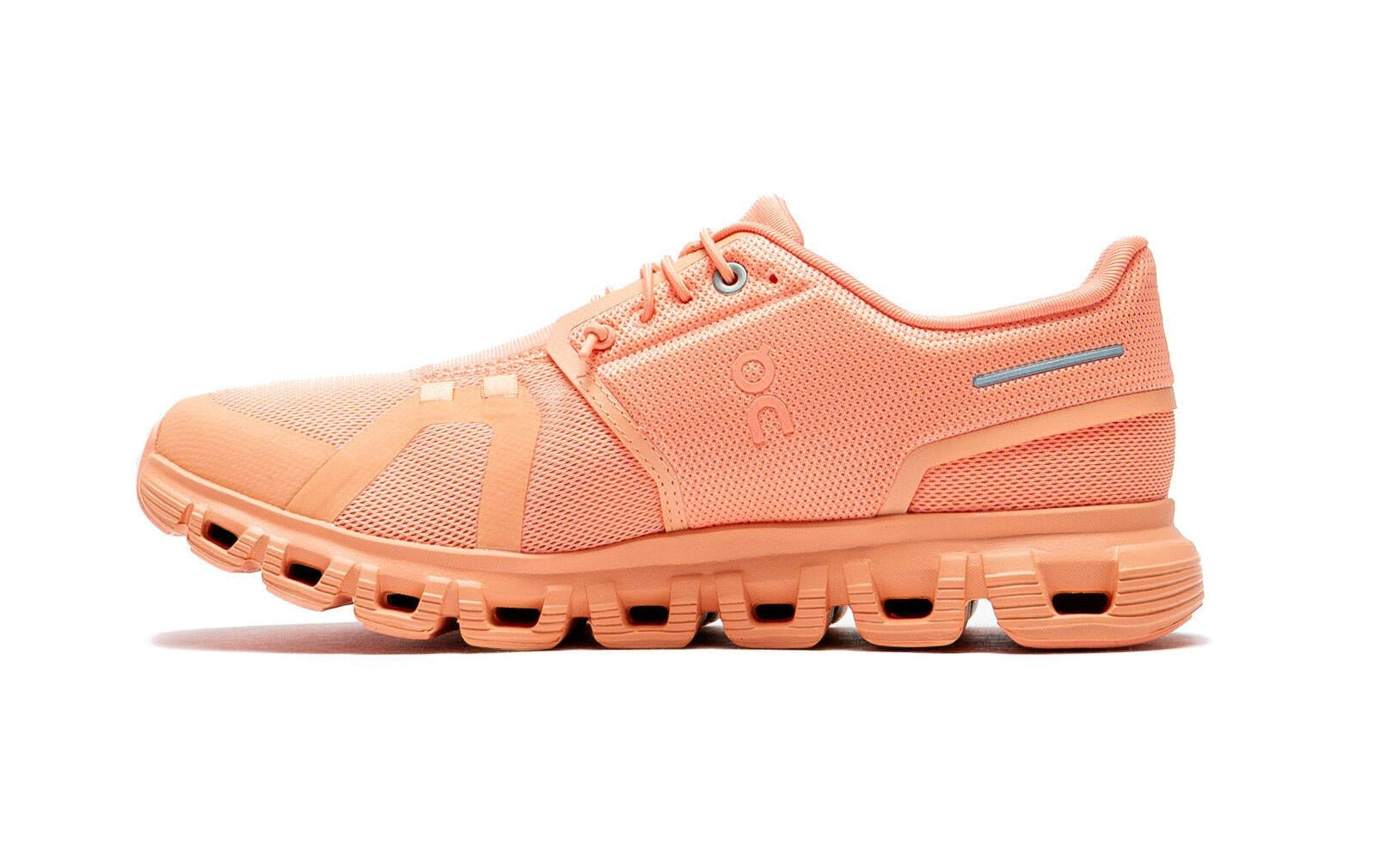 On Running Cloud 6 Sunstone (Women's)